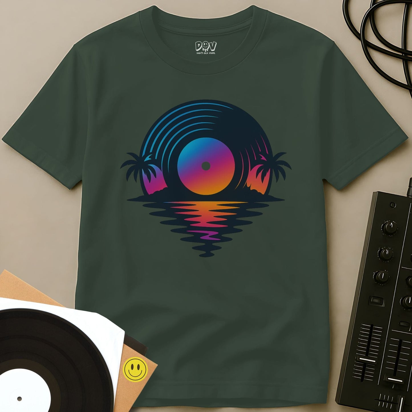 Island Disc T-Shirt Military Green / S Island Disc T-Shirt