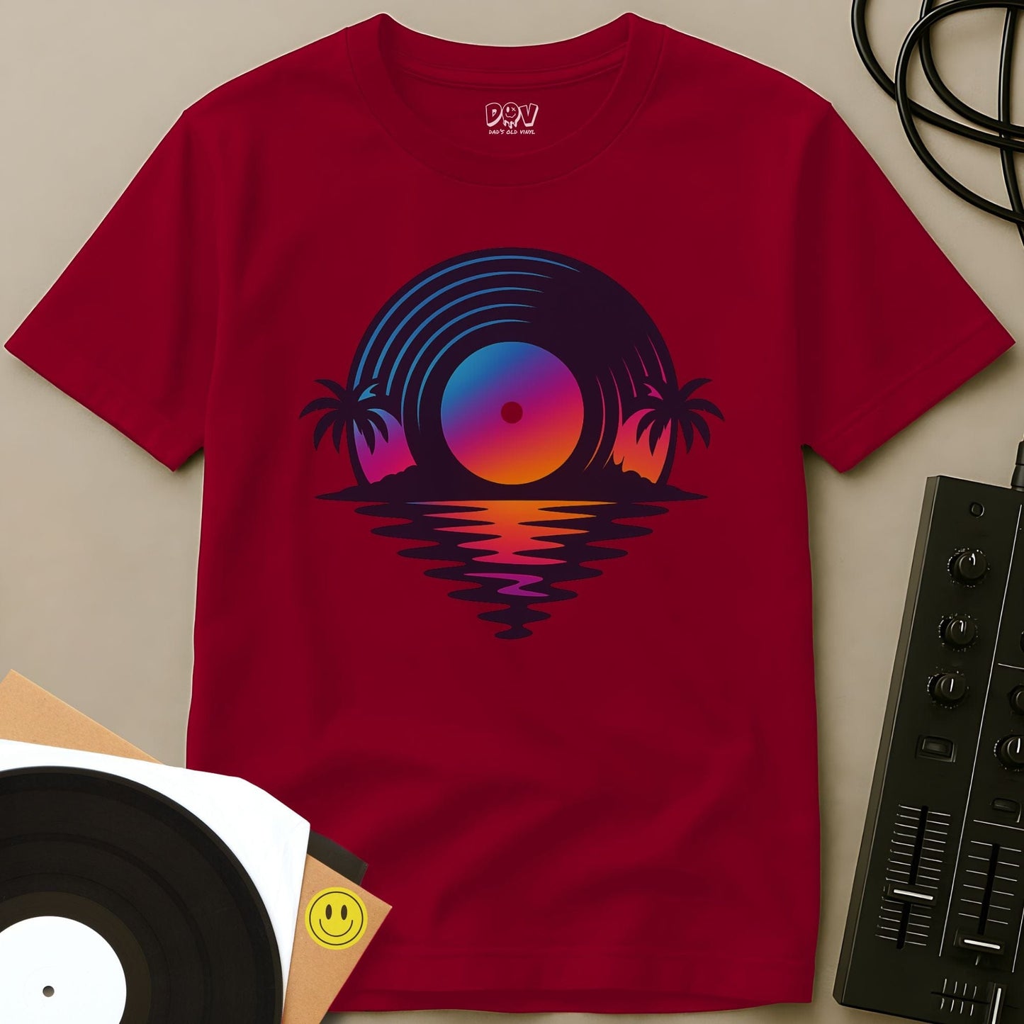 Island Disc T-Shirt Red / S Island Disc T-Shirt