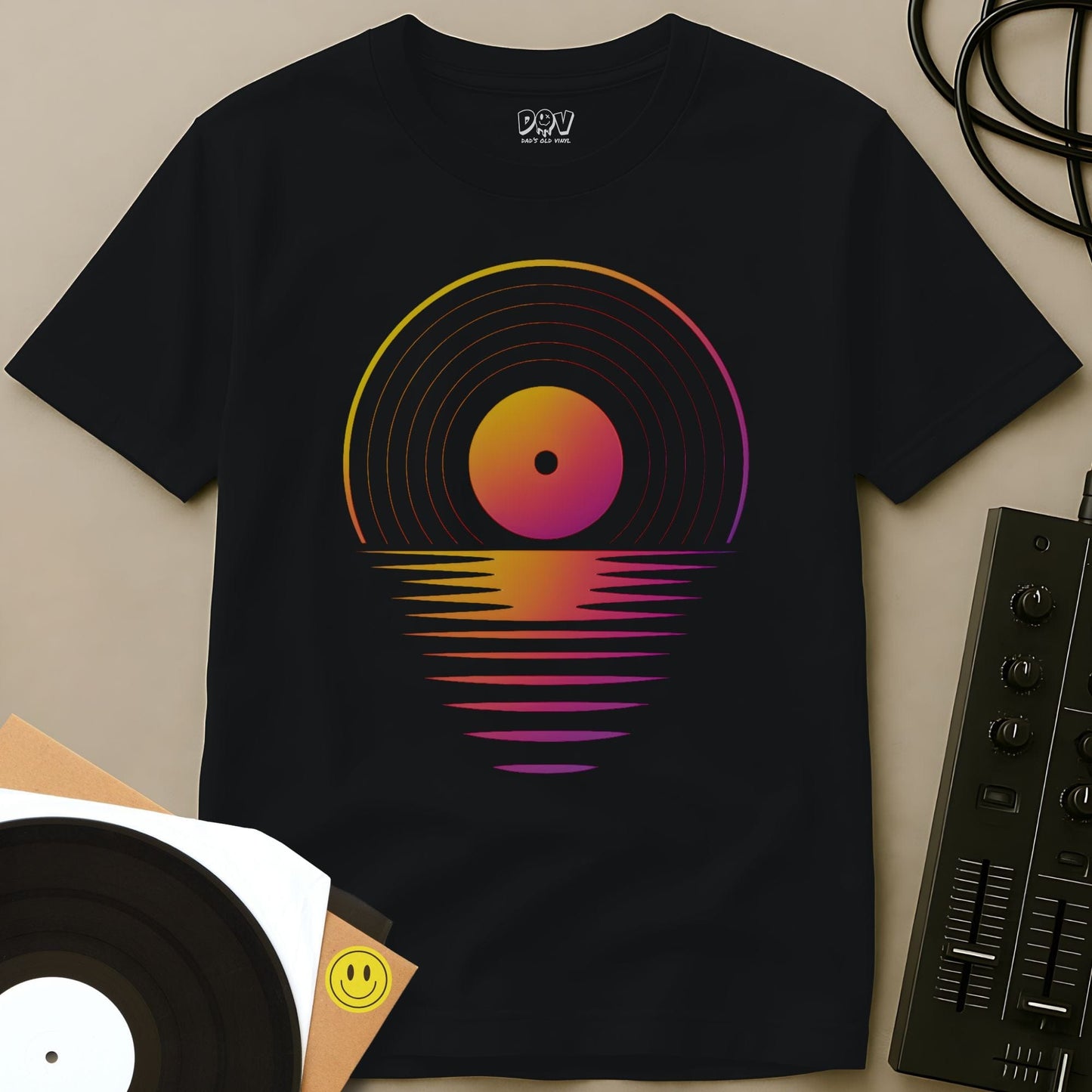 Record Sunrise T-Shirt Black / S Record Sunrise T-Shirt