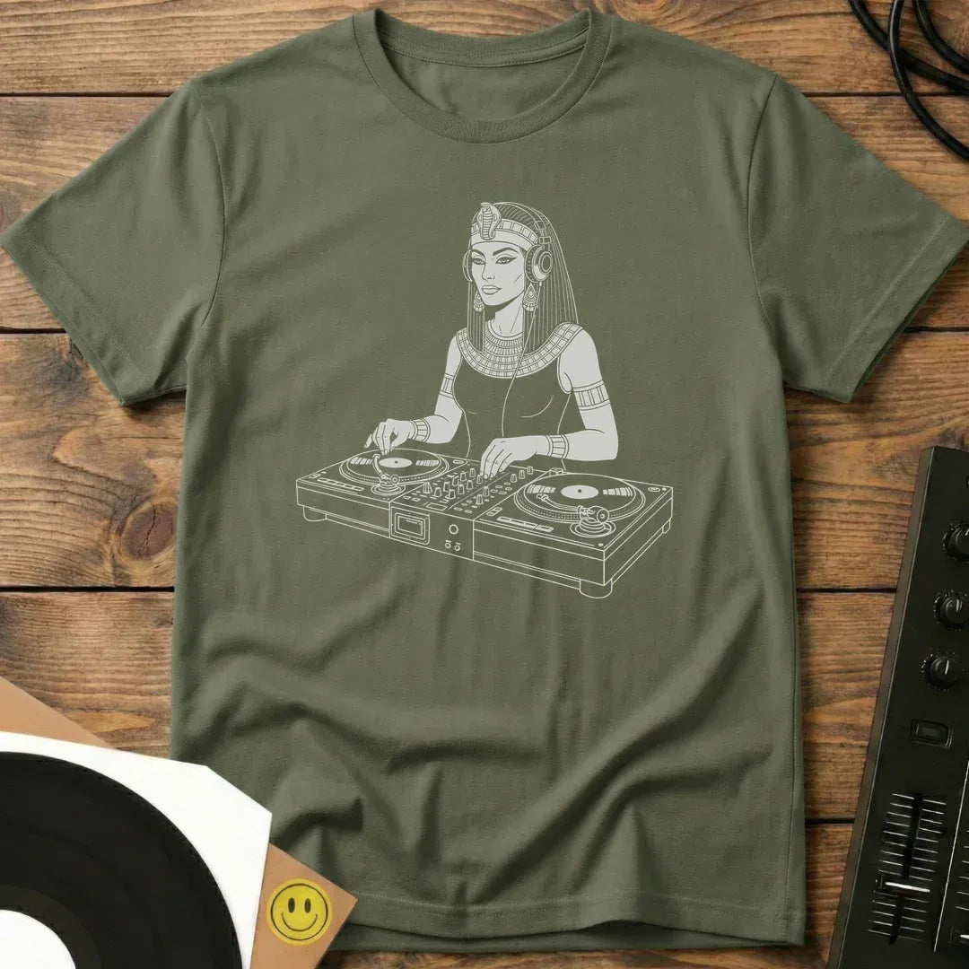 Cleo on Wax T-Shirt Military Green / S Cleo on Wax T-Shirt