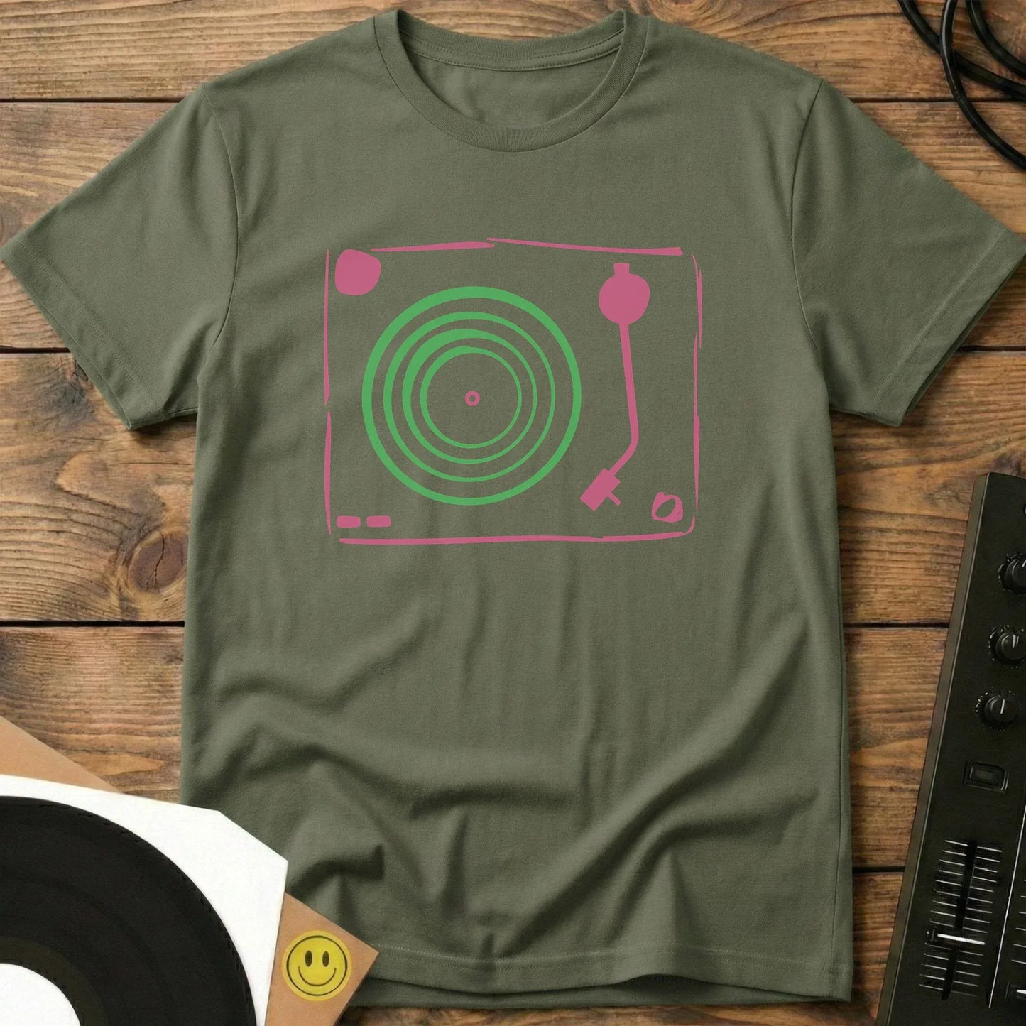 Deck Scribble T-Shirt Military Green / S Deck Scribble T-Shirt