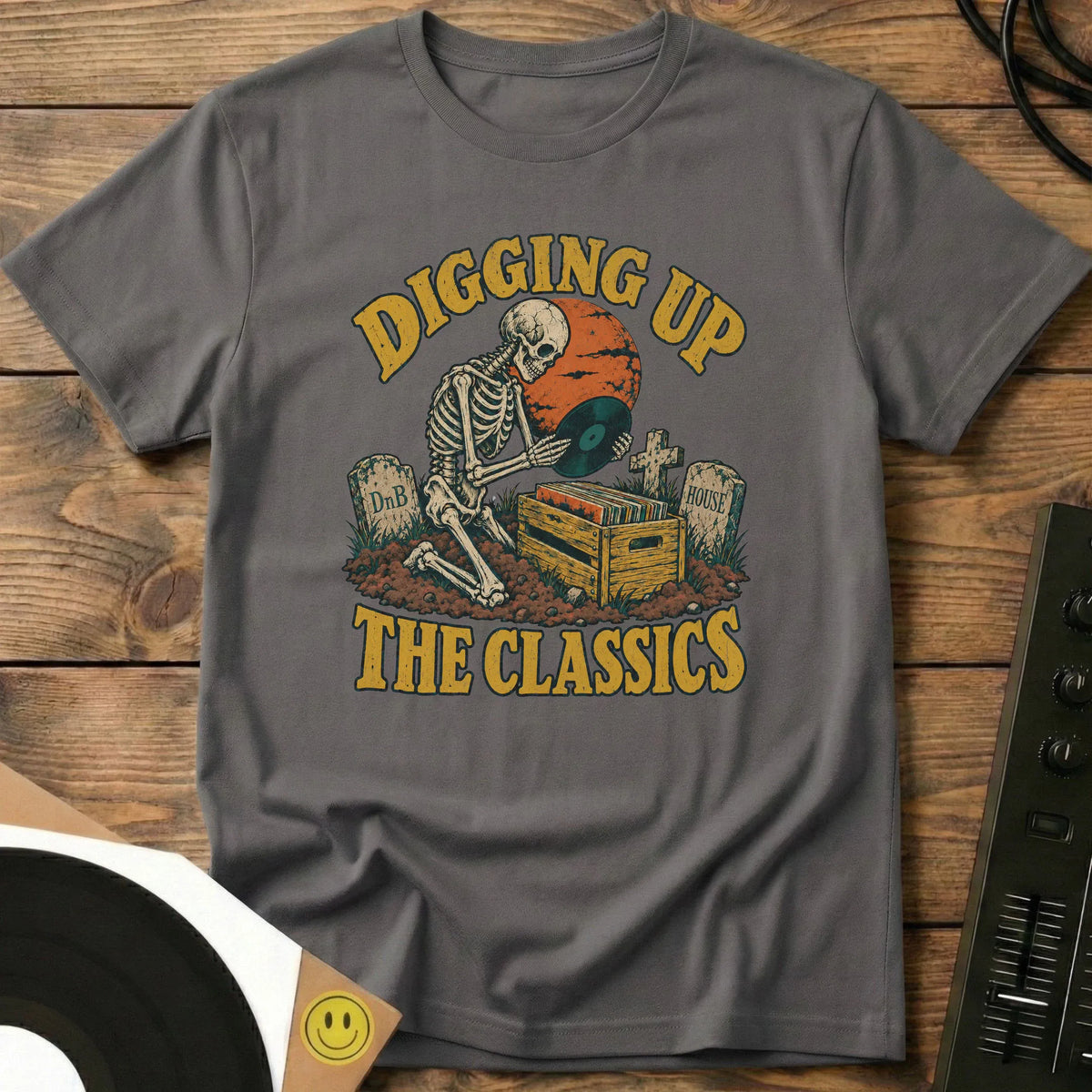 Digging Up The Classics T-Shirt Charcoal / S Digging Up The Classics T-Shirt