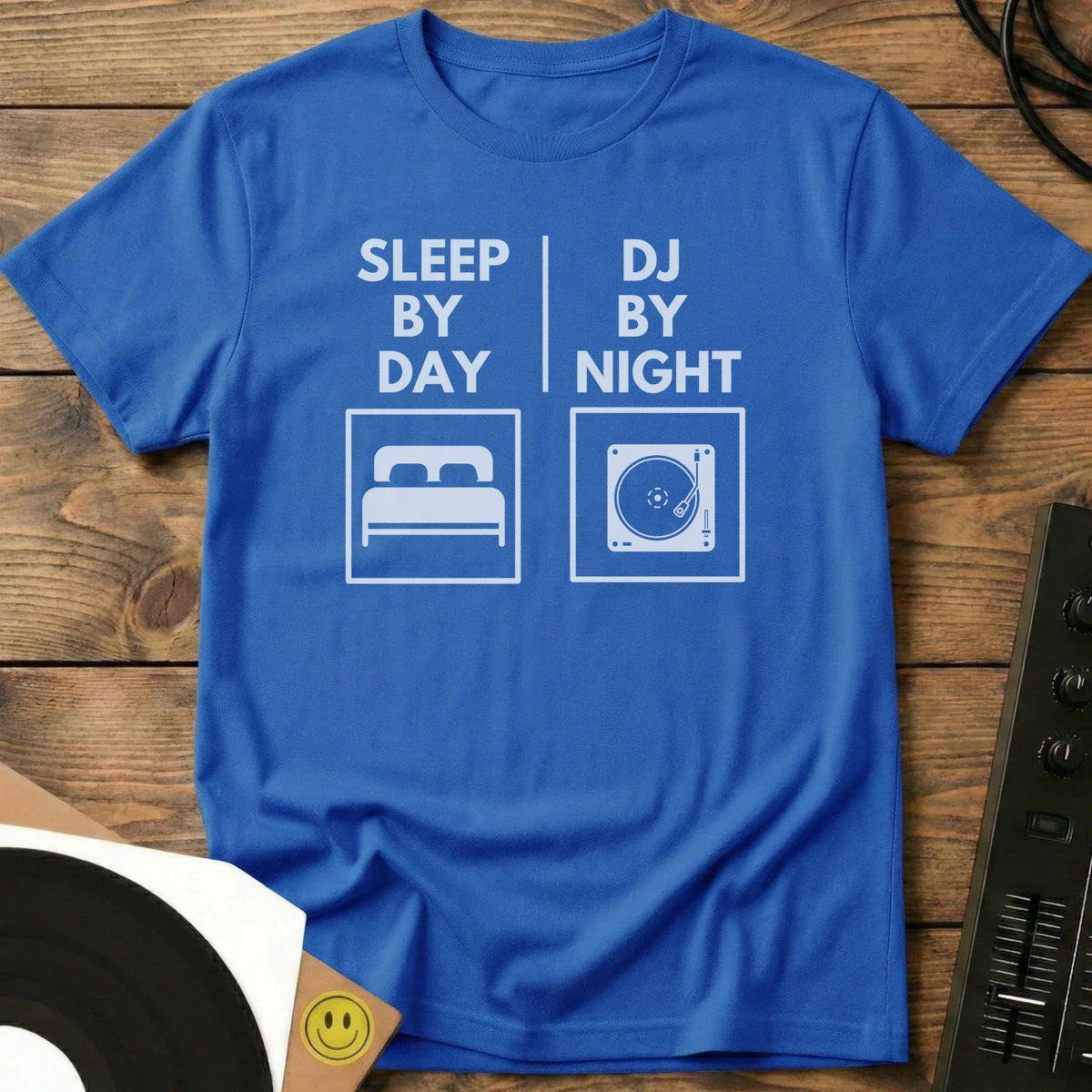 DJ By Night T-Shirt Royal / S DJ By Night T-Shirt