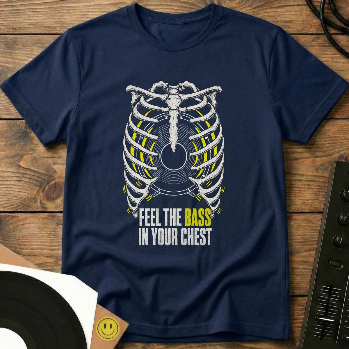 Feel The Bass t-shirt in Navy