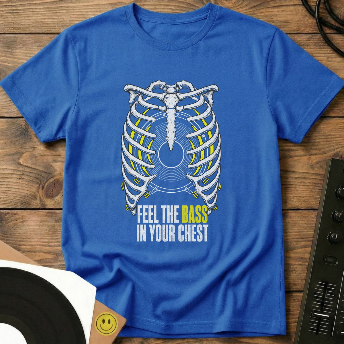 Feel The Bass t-shirt in Royal