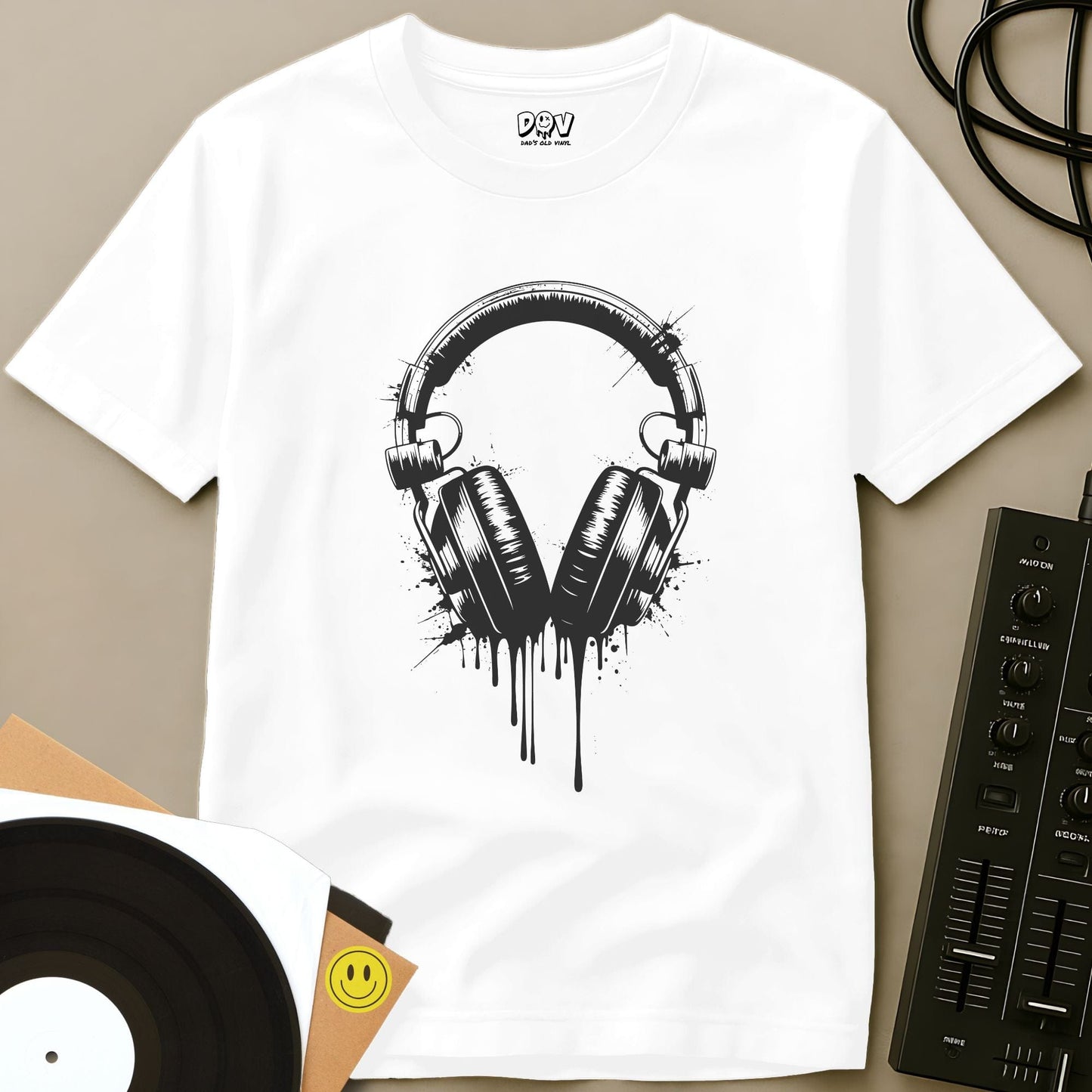 Graphcans T-Shirt White / S Graphcans T-Shirt