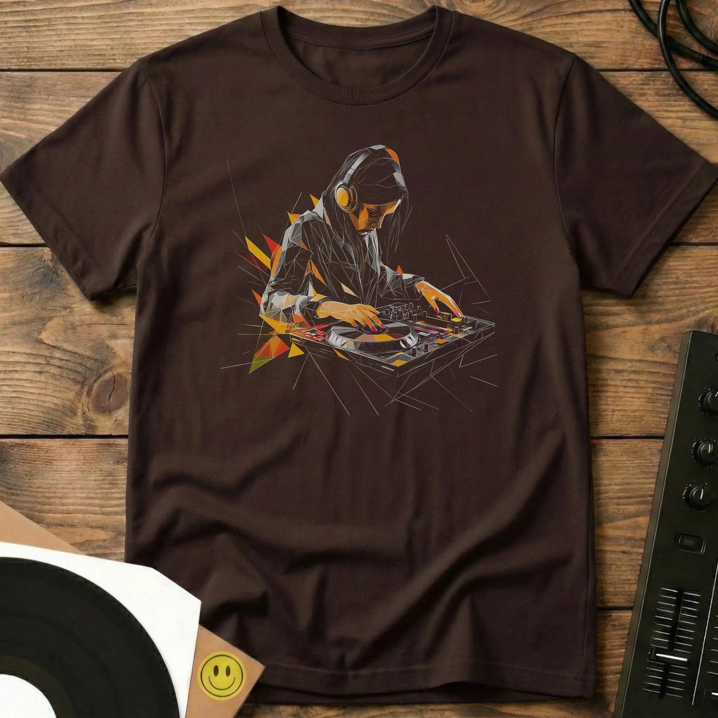 Prism DJ T-Shirt Dark Chocolate / S Prism DJ T-Shirt
