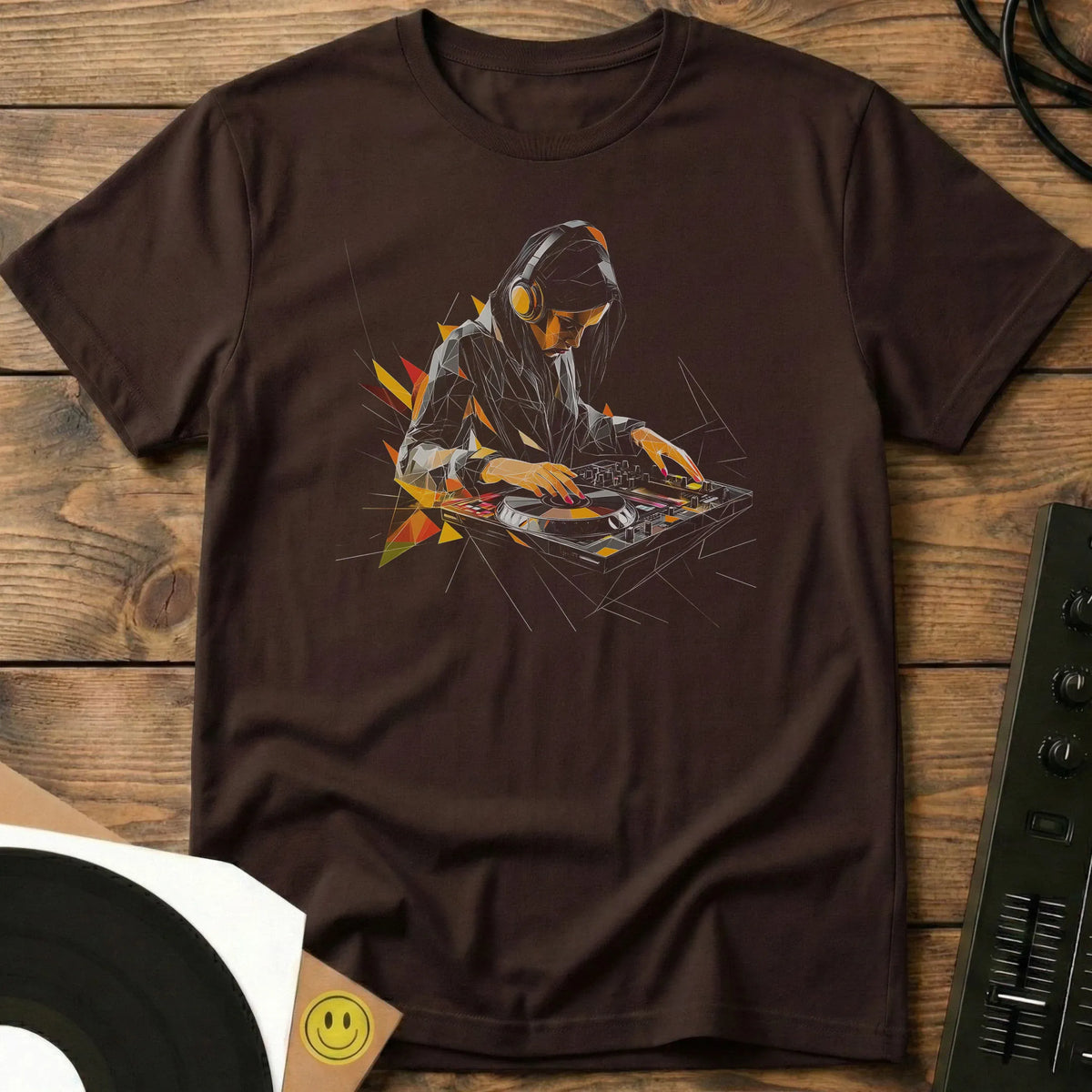 Prism DJ T-Shirt Dark Chocolate / S Prism DJ T-Shirt