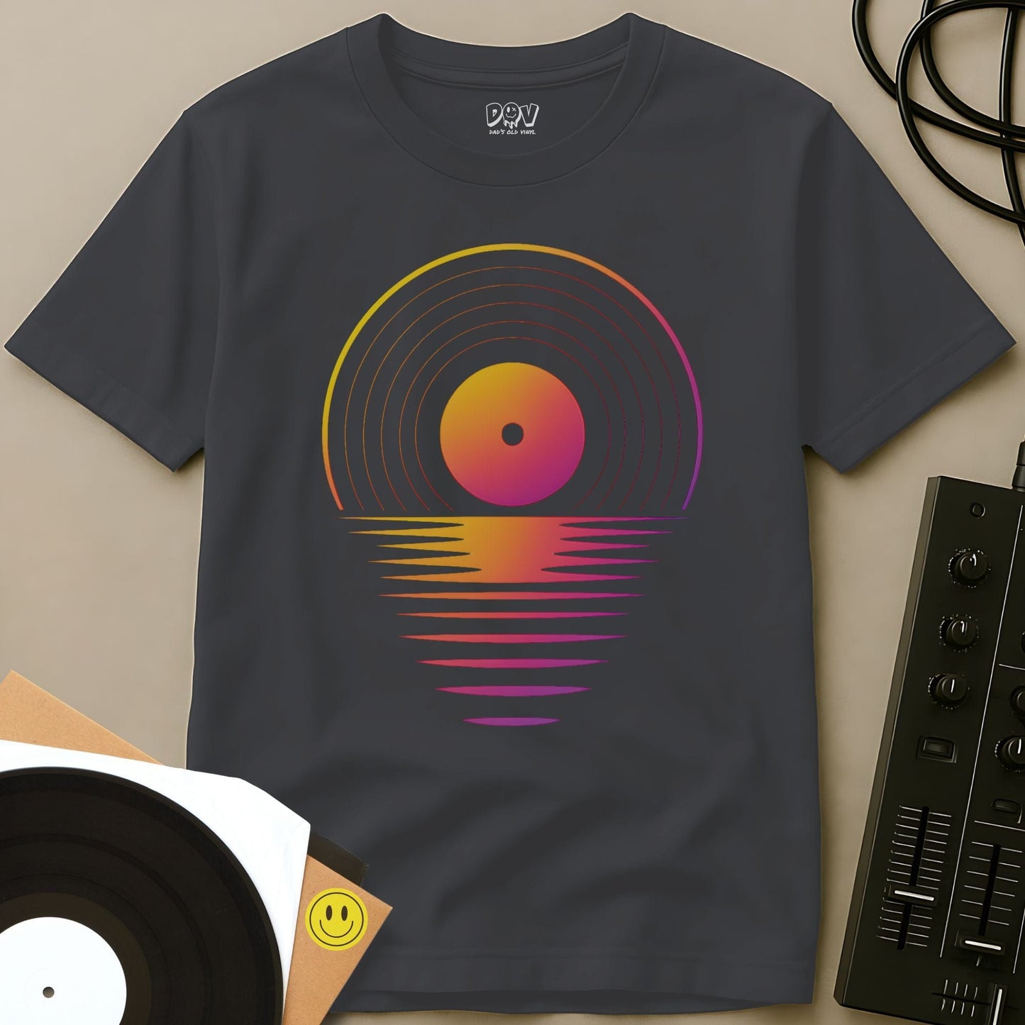Record Sunrise T-Shirt Charcoal / S Record Sunrise T-Shirt