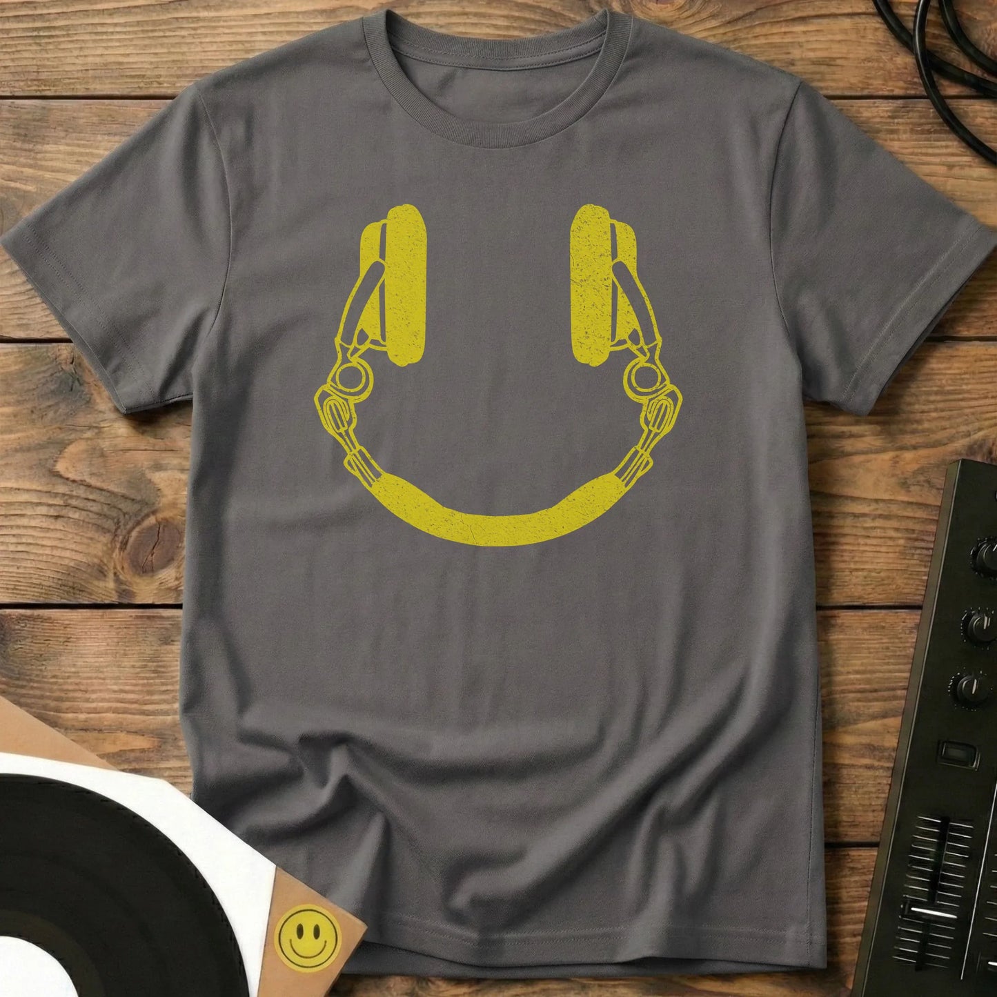 Smiley Headphones T-Shirt Charcoal / S Smiley Headphones T-Shirt