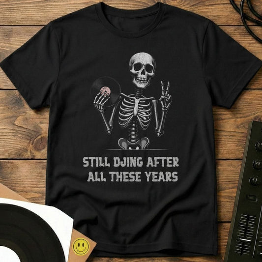 Still DJing T-Shirt Black / S Still DJing T-Shirt