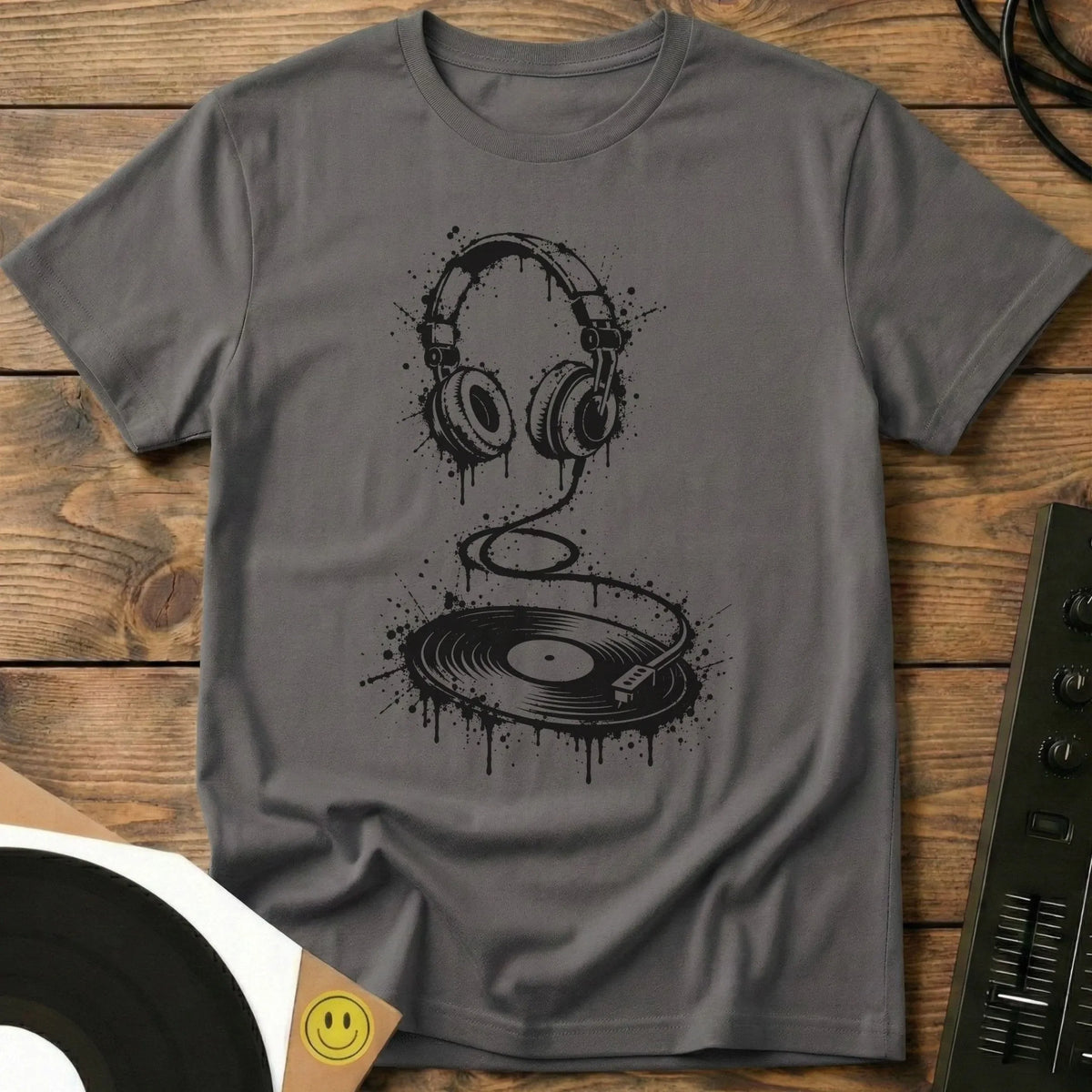 Tune In T-Shirt Charcoal / S Tune In T-Shirt