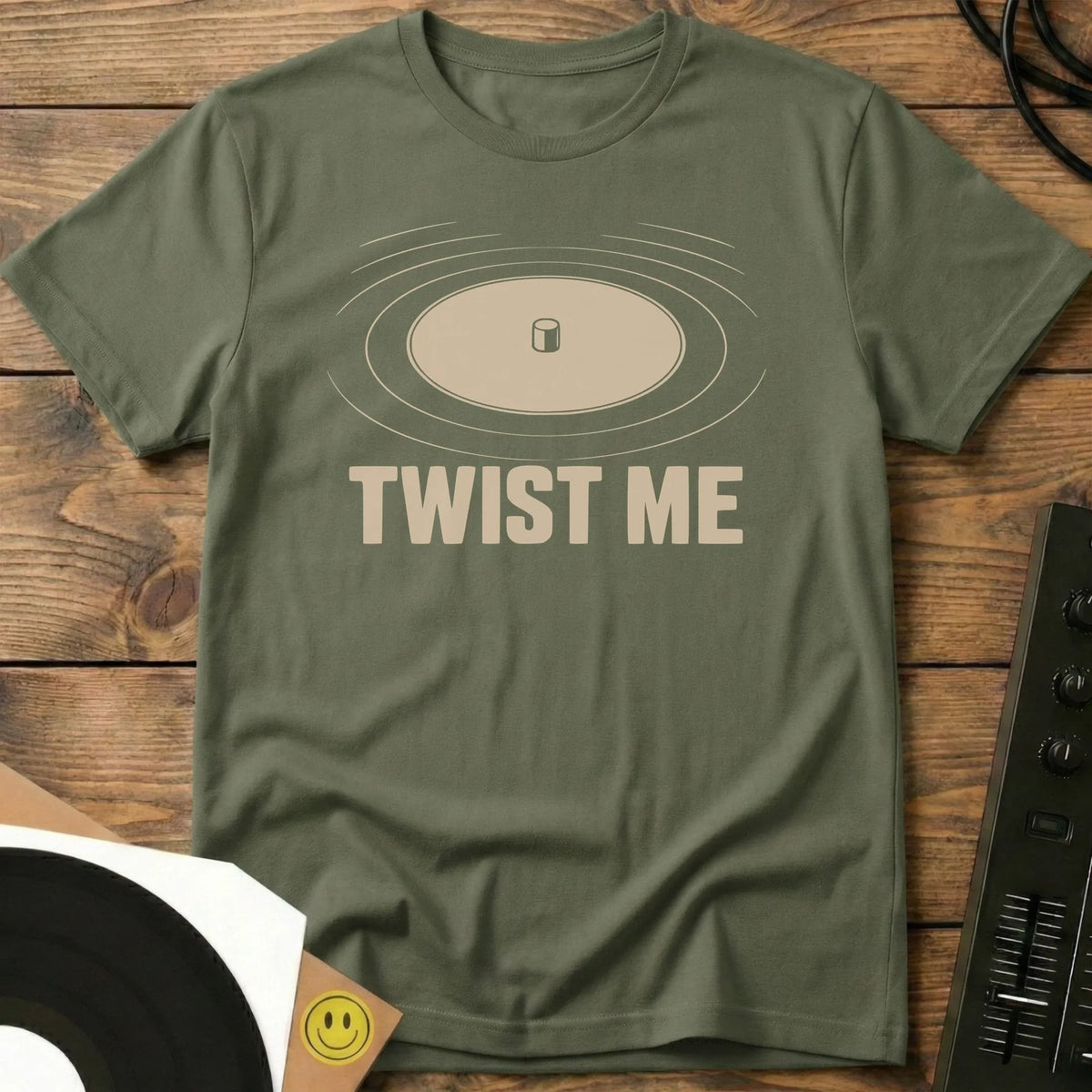Twist Me T-Shirt Military Green / S Twist Me T-Shirt