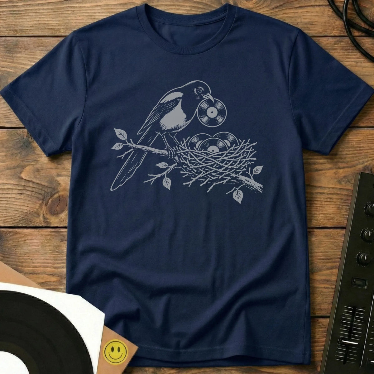 Vinyl Magpie t-shirt in Navy