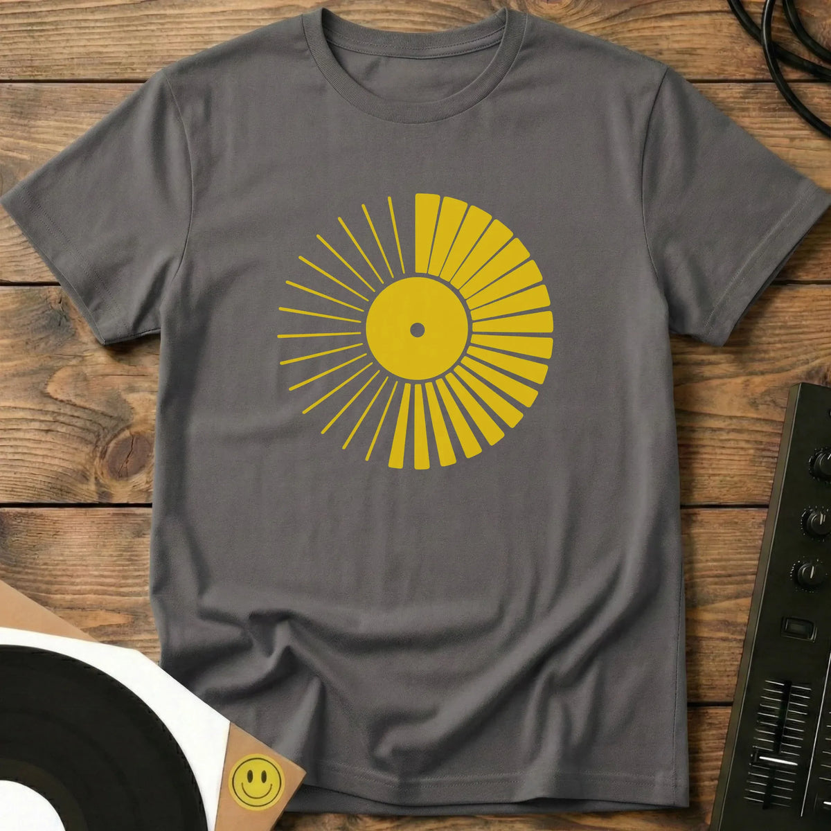 Vinyl Sunshine T-Shirt Charcoal / S Vinyl Sunshine T-Shirt